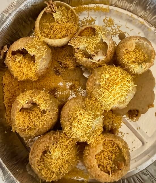 Dahi Puri (Cold).